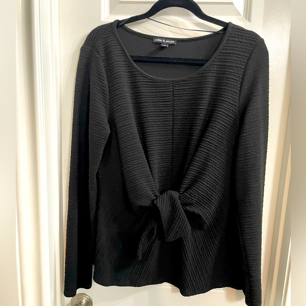 Gable & Gauge Long-sleeve with Front Tie | Black | XL